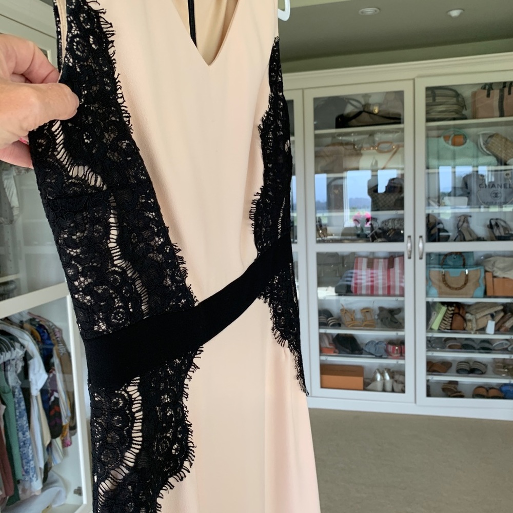 TAHARI lace pencil dress - Picture 5 of 11